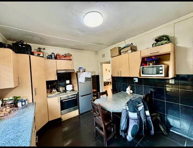 4 BEDROOM HOUSE FOR SALE IN VANDERBIJLPARK SW 1